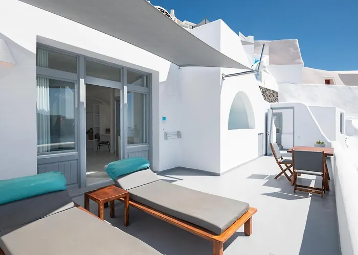 Maregio Suites (Adults Only)